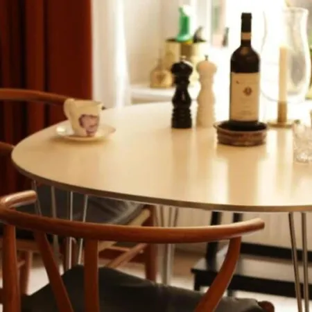Townhouse Retreat With Danish Modern Style * København