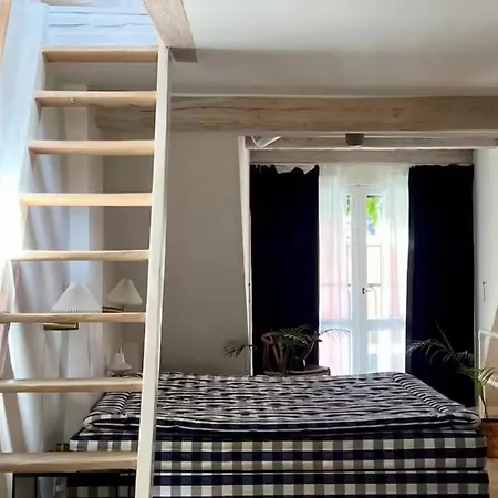 Townhouse Retreat With Danish Modern Style * København